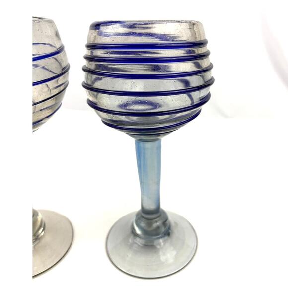 Set 2 Hand Blown Mexican Glass Wine w/ Blue Swirl Bubbles - Picture 3 of 12